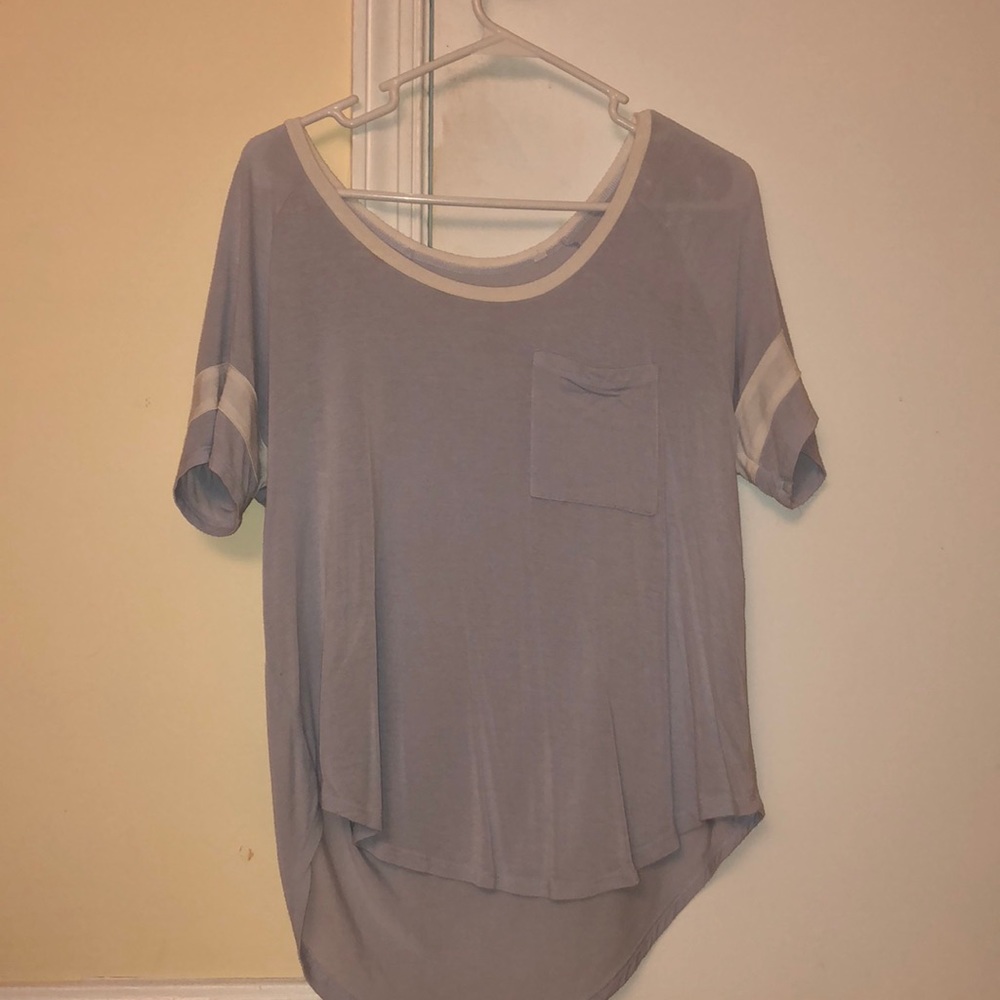 sky blue tee